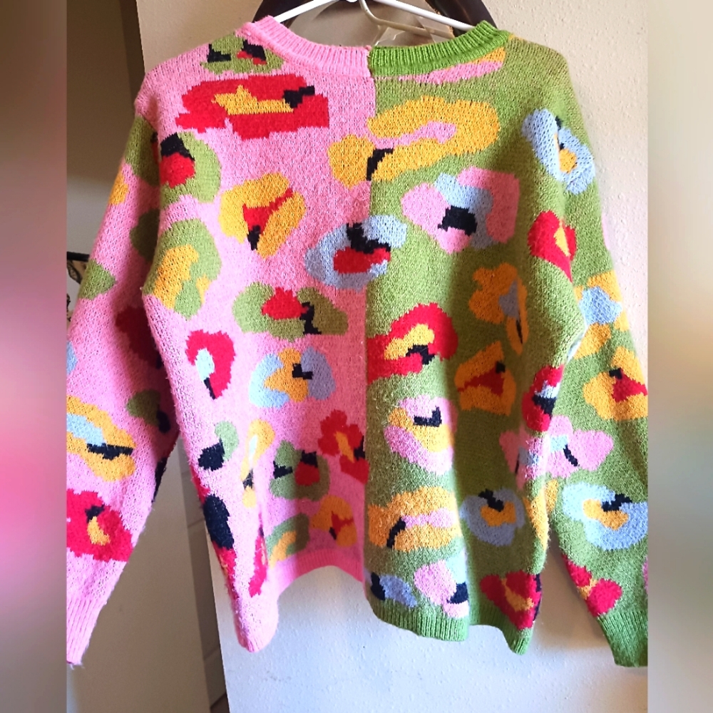 Sewn+ seen soft spring colors abstract print knit sweater
